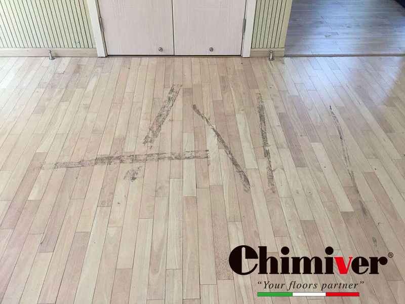 关于旧木地板刷漆的信息