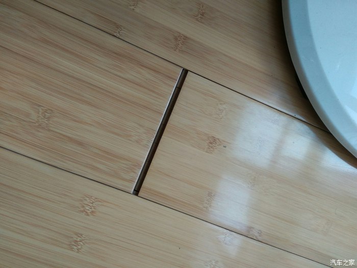 关于木地板缝隙怎么处理的信息